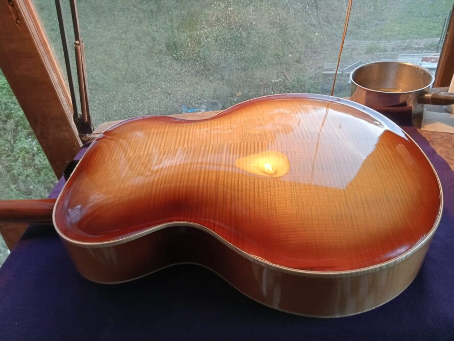 Kellawayguitars Arched Back Sycamore
