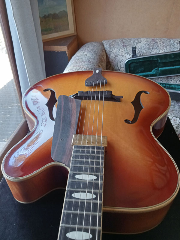 ar6 Kellawayguitars Arched Back Sycamore